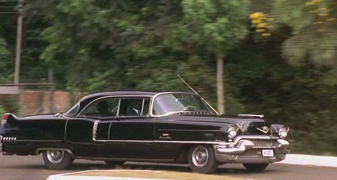 Cadillac Sedan DeVille