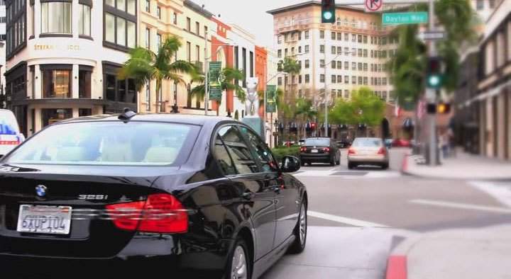 BMW 328i
