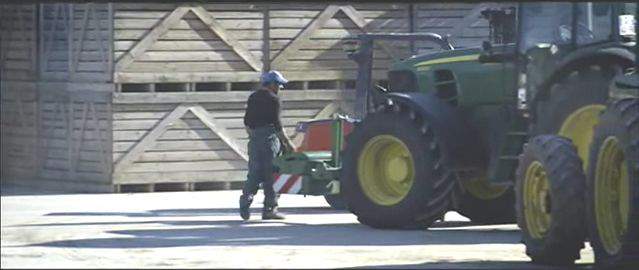 John Deere 7130