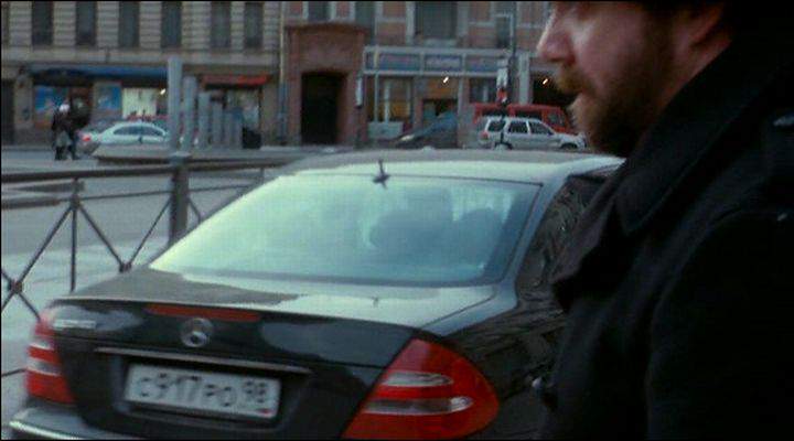Mercedes-Benz E 240