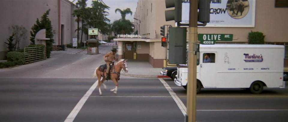 Grumman-Olson Kurb Van