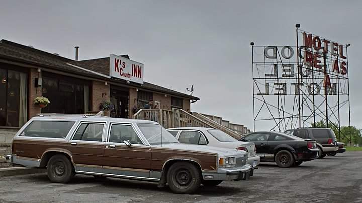 Ford LTD Country Squire