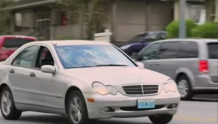 Mercedes-Benz C 230