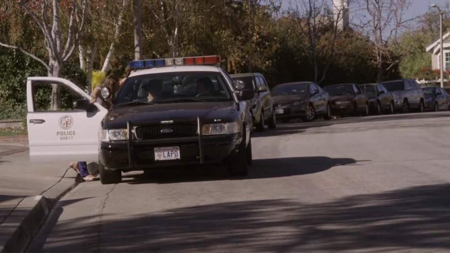 Ford Crown Victoria