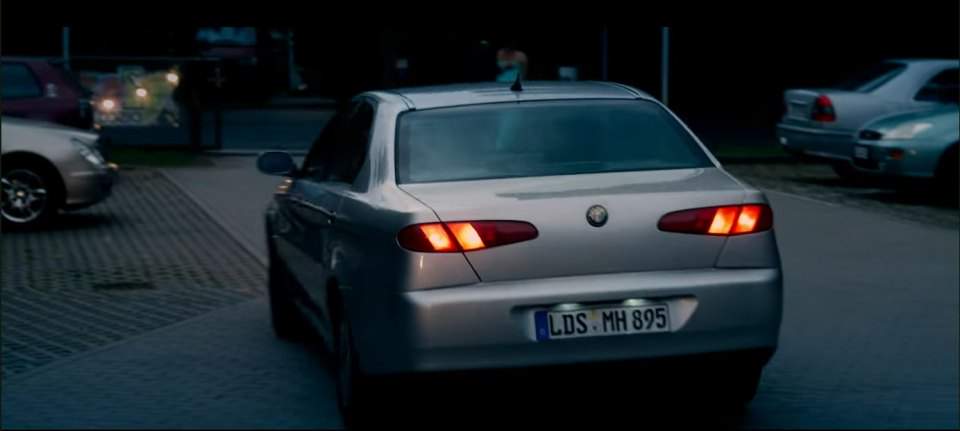 Alfa Romeo 166