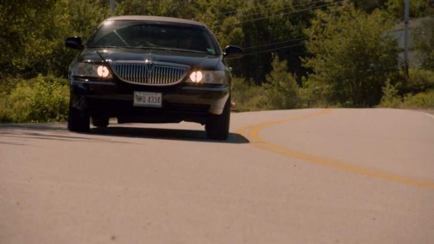 Lincoln Town Car Stretched Limousine