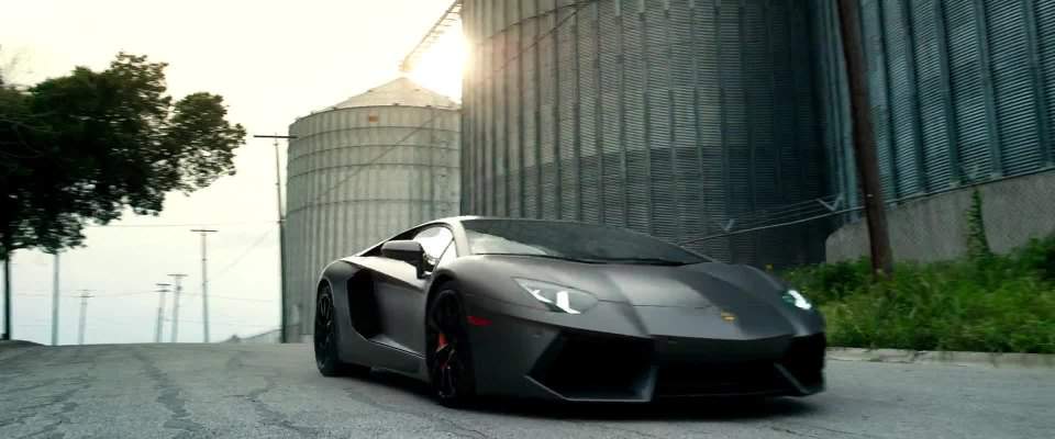 Lamborghini Aventador LP 700-4