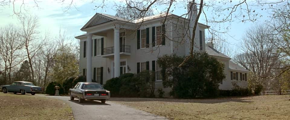 Cadillac Sedan DeVille