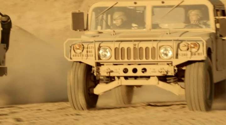 AM General HMMWV M1043