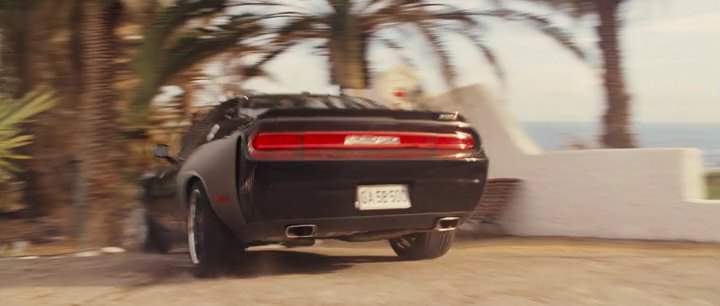 Dodge Challenger SRT-8