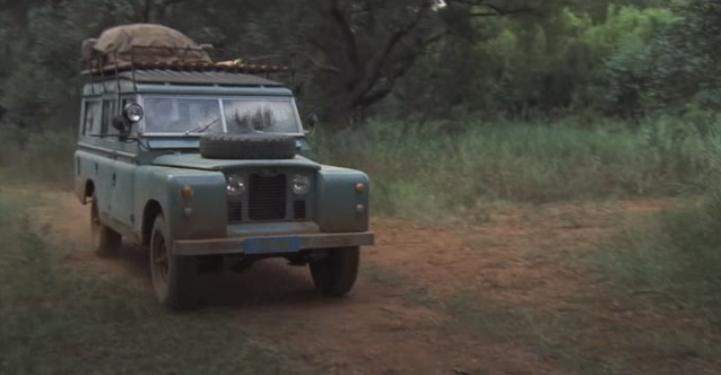 Land-Rover 109'' Series II Station Wagon