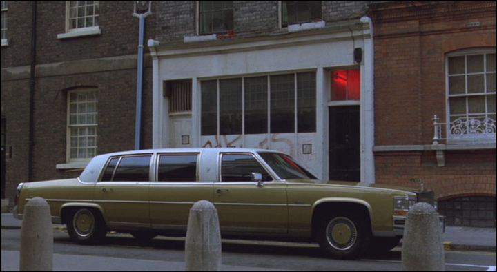 Cadillac Fleetwood Brougham Stretched Limousine