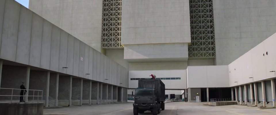 Stewart & Stevenson M1080 MTV