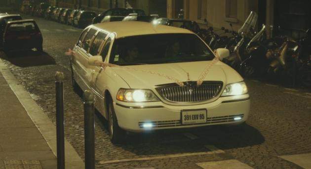 Lincoln Town Car Stretched Limousine