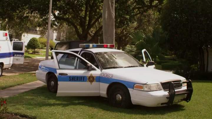 Ford Crown Victoria