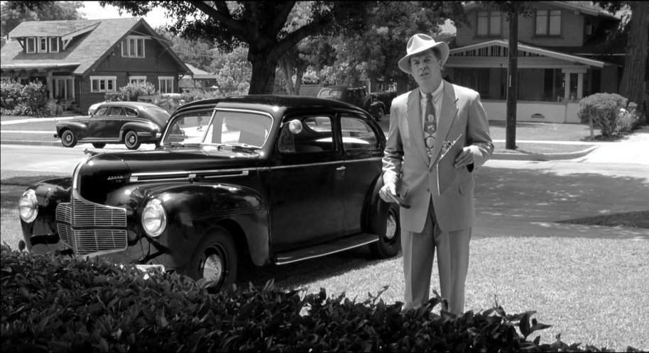 Dodge Luxury Liner De Luxe