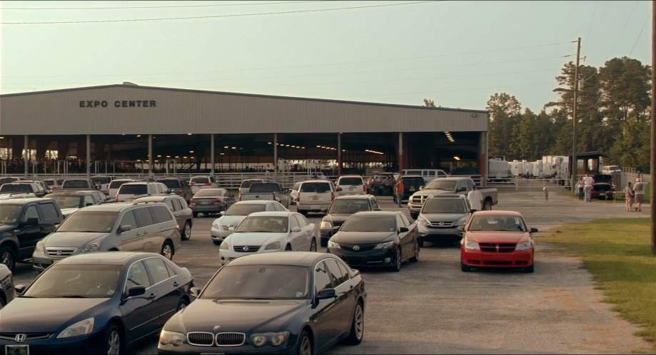 BMW 745i