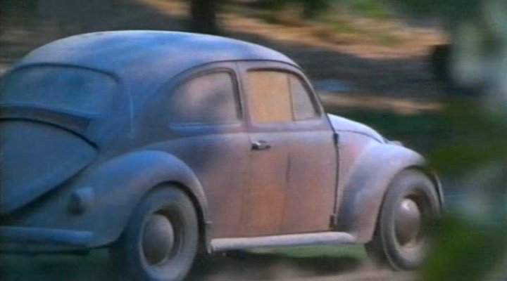 Volkswagen De Luxe Sedan