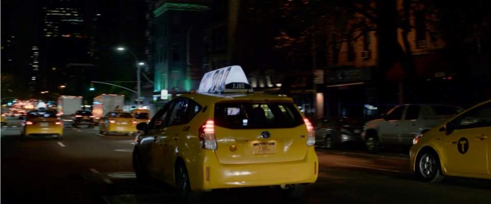 Toyota Prius v