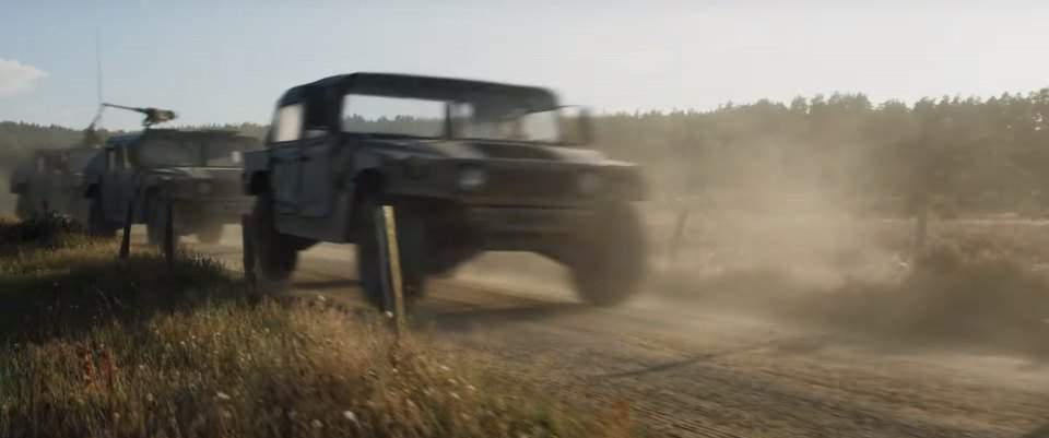 AM General HMMWV M1043