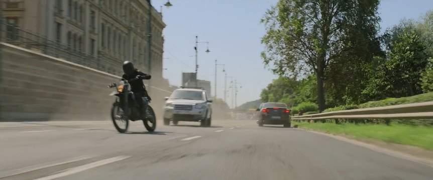 Land-Rover Freelander 2