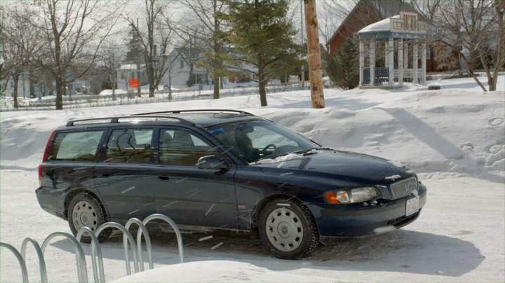 2001 Volvo V70 in Northpole
