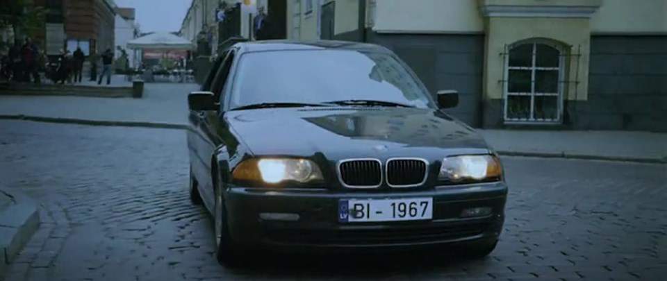 1998 BMW 3 E46 in Agent Vinod