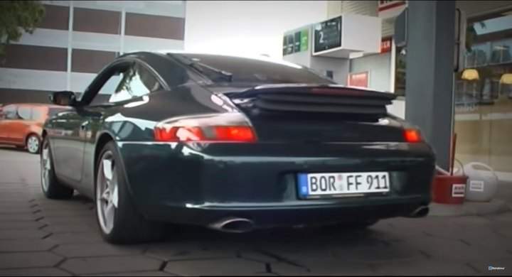Porsche 911 Carrera