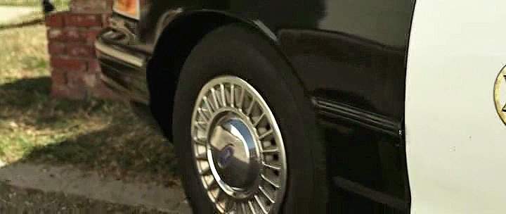 Ford Crown Victoria