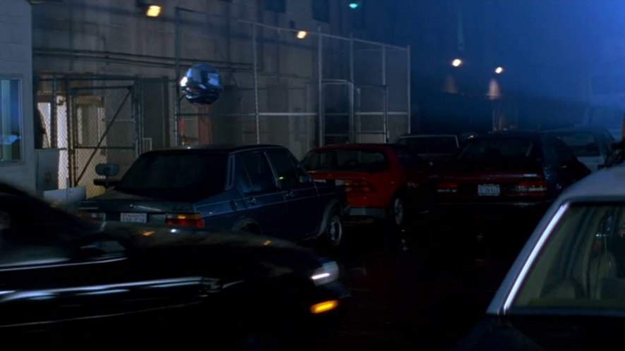 Mazda 323