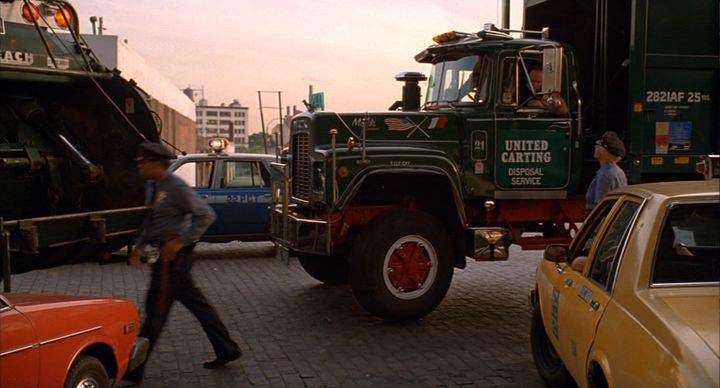 Mack R-Series