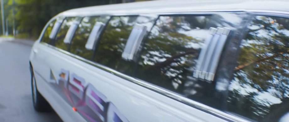 Lincoln Town Car Stretched Limousine