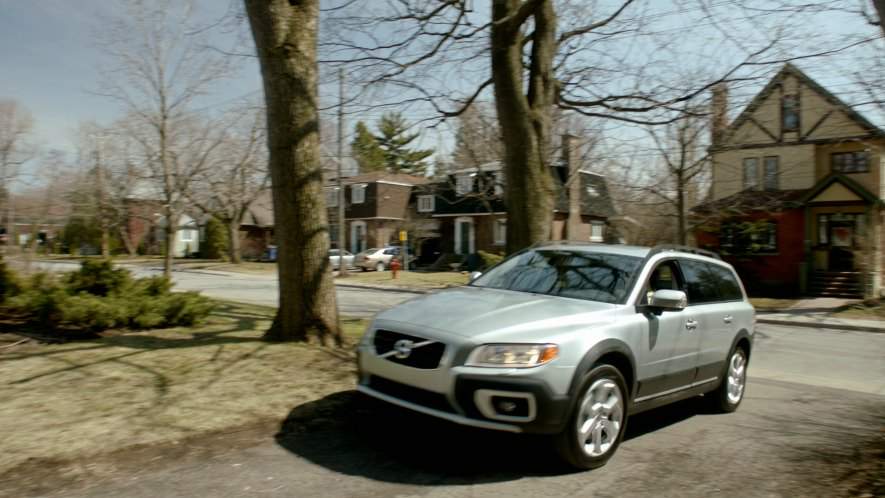 2010 Volvo XC70 in Cyberbully