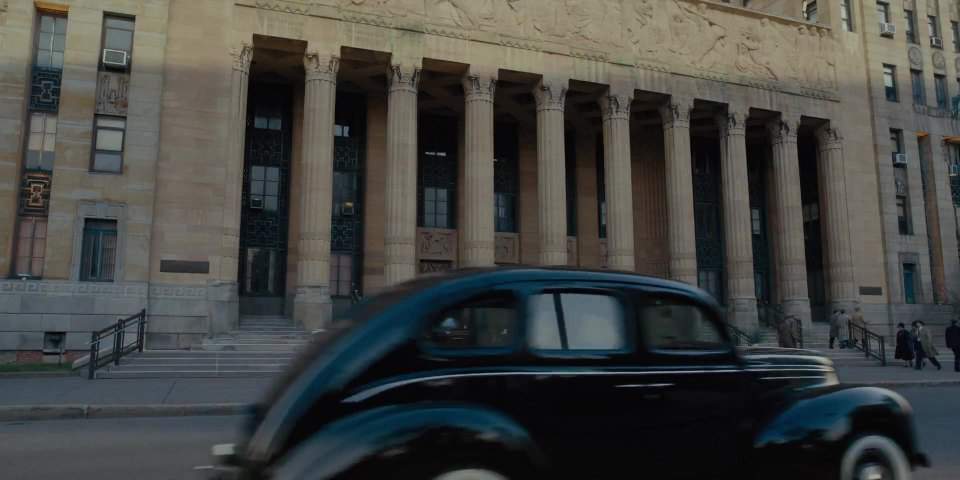 Ford V8 De Luxe