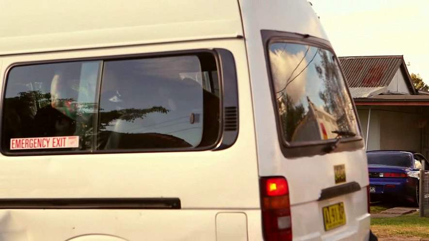 Toyota HiAce Commuter