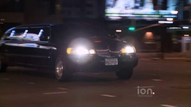 Lincoln Town Car Stretched Limousine