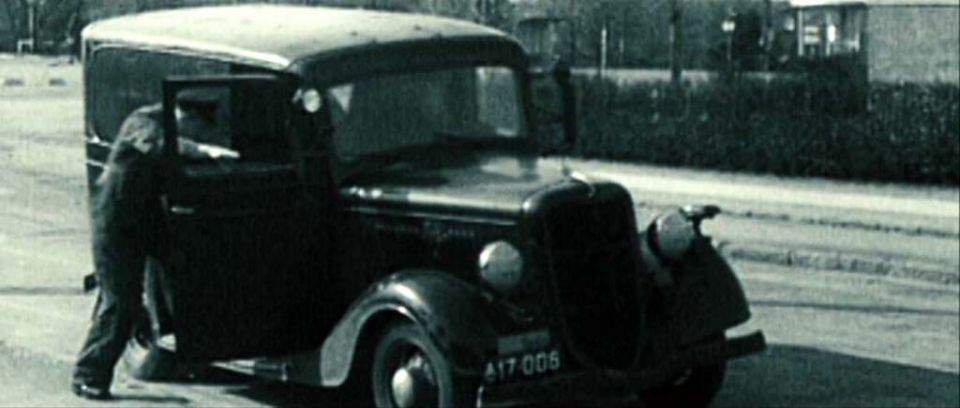 Ford V8 Kassevogn