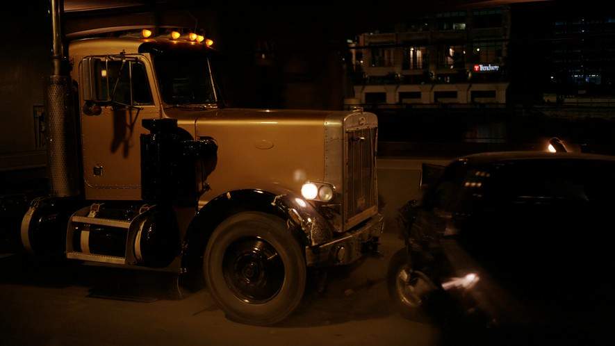 Peterbilt 359