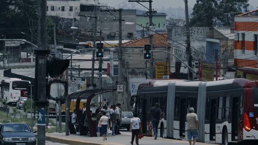 CAIO Millennium BRT
