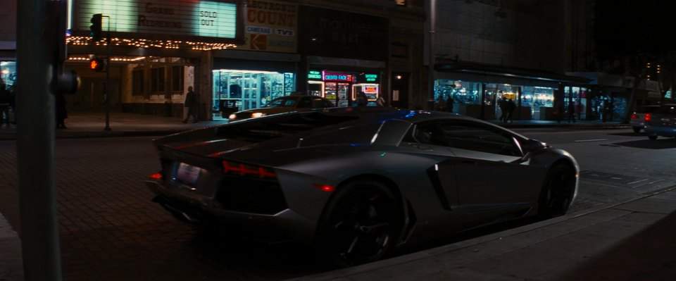 Lamborghini Aventador LP 700-4