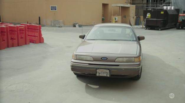 Ford Crown Victoria