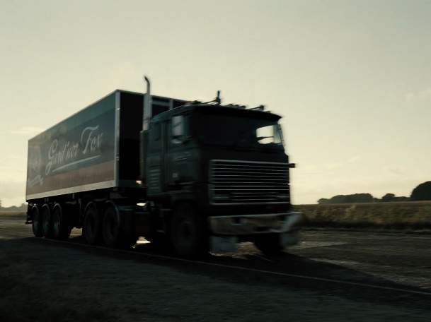 Mack Ultra-Liner