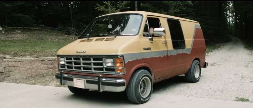 Dodge Ram Van