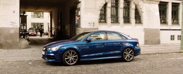 2014 Audi S3 Limousine in Seitenwechsel