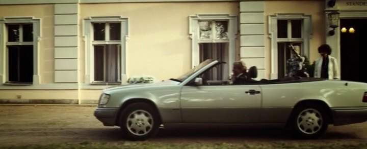 Mercedes-Benz E-Klasse Cabrio A124 in Seitenwechsel