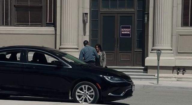 Chrysler 200