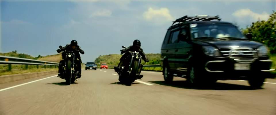 Mitsubishi Adventure
