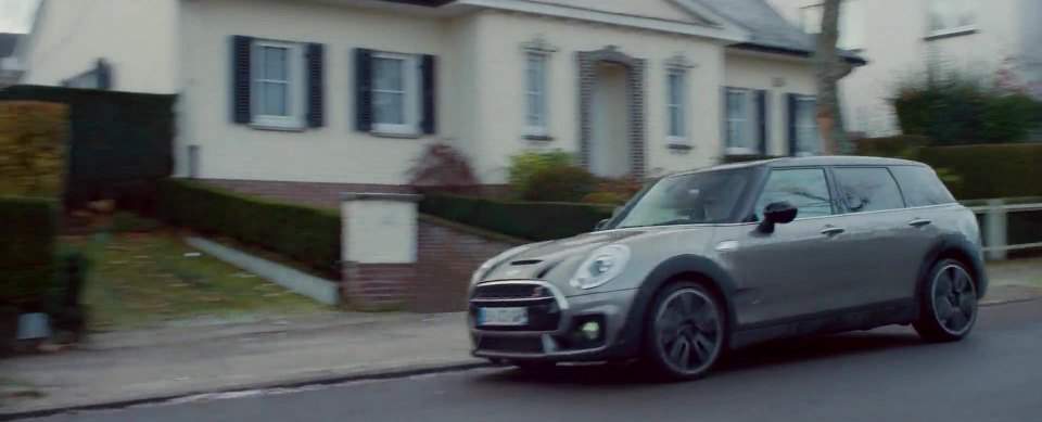 2016 MINI Cooper S Clubman in Momo