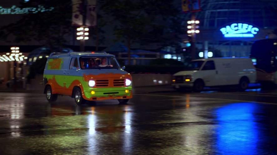 GMC Savana