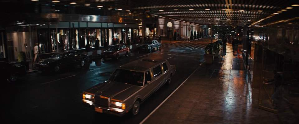 Lincoln Town Car Stretched Limousine